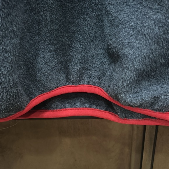 Vintage Early 1990s Patagonia Gray with Red Trim Fleece Pullover Size Small. - Picture 7 of 10